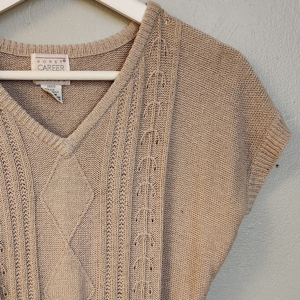 Vintage 1980s Silk Blend Biege Cable Knit Shortsleeve Sweater